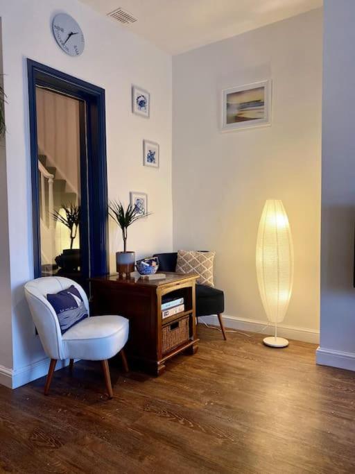 Stylish Coastal Home In The Centre Of Brighton Eksteriør billede
